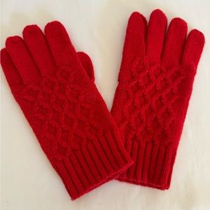NWT. Janie and Jack Red Cable Knit Gloves Size 6 to 8